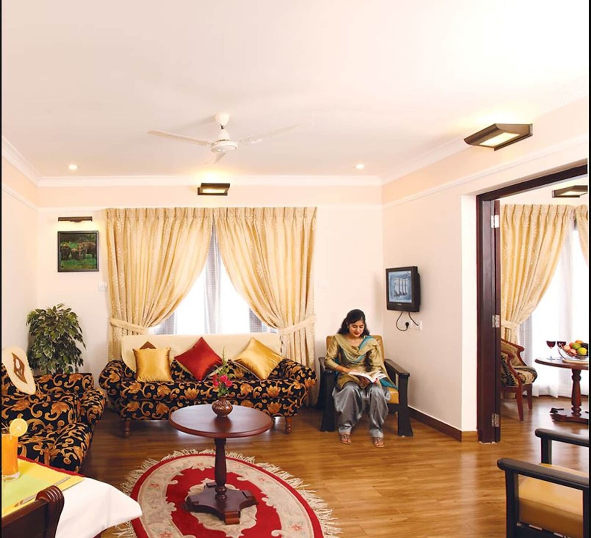 Hotel Grand Thekkady Kumily Exterior foto